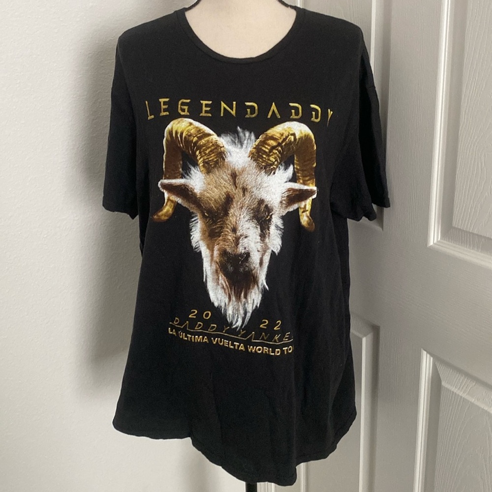 Daddy Yankee Lengendaddy World Tour Unisex Tshirt